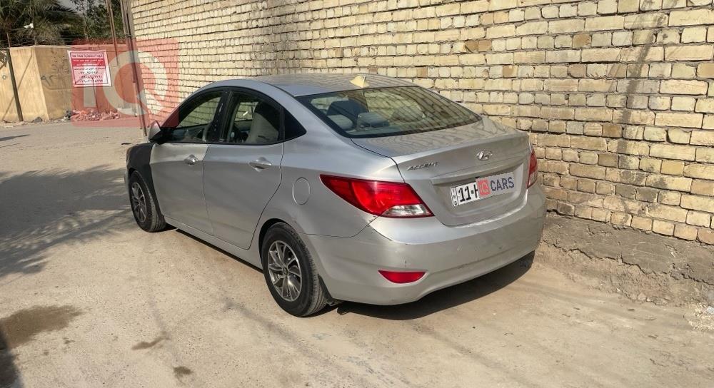 هیوندای ئەکسنت